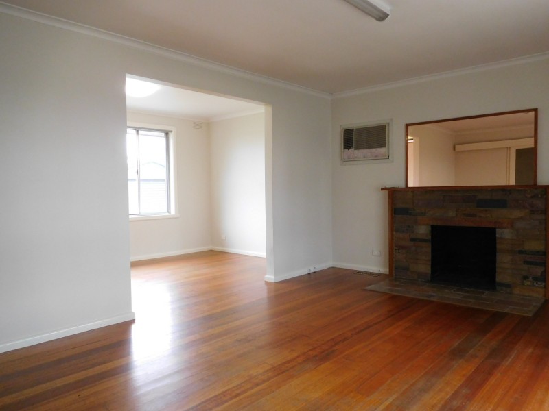 19 Memorial Avenue, Epping VIC 3076