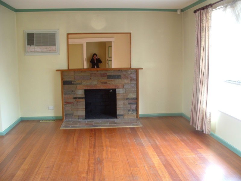 19 Memorial Avenue, Epping VIC 3076