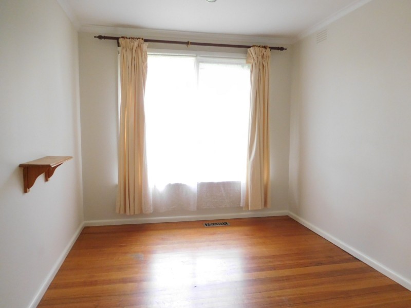 19 Memorial Avenue, Epping VIC 3076