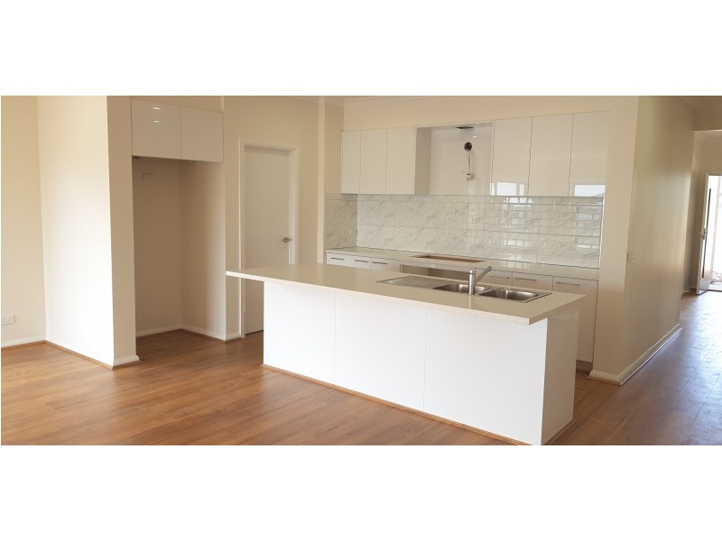 10 Deau Avenue, Wollert VIC 3750