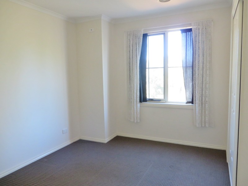 24 Willunga Way, Bundoora VIC 3083