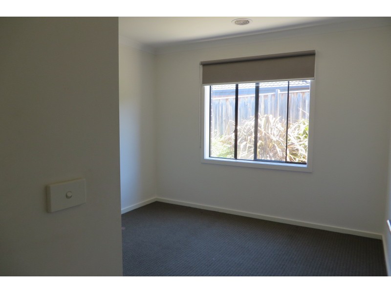 17 Lillian Street, Doreen VIC 3754