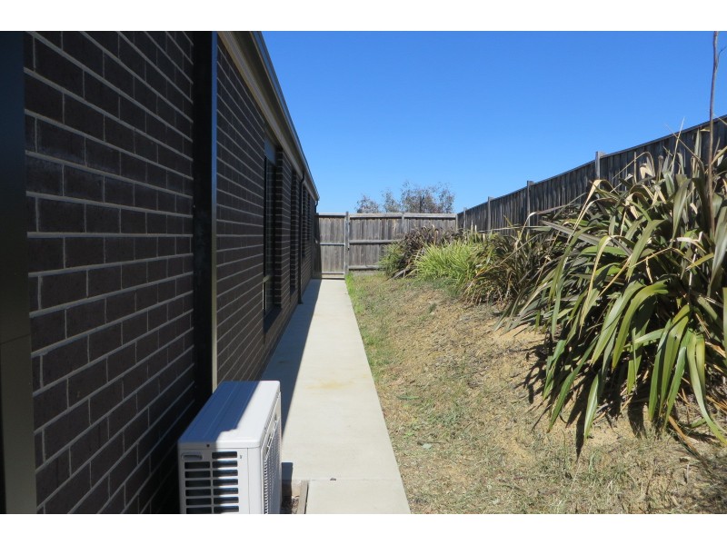 17 Lillian Street, Doreen VIC 3754