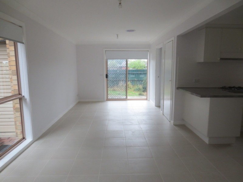 3/2 Romeo Court, Mill Park VIC 3082