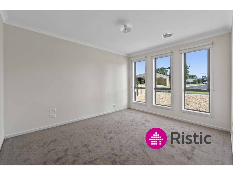 7 Miranda Drive, Doreen VIC 3754