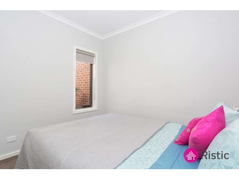 42 Coleridge Way, South Morang VIC 3752