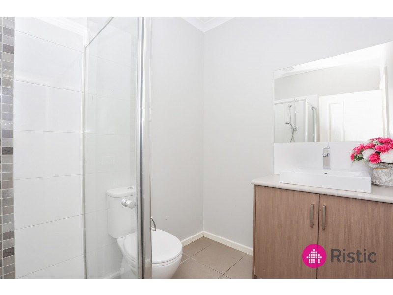 42 Coleridge Way, South Morang VIC 3752