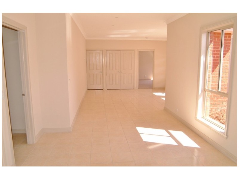 13/45 Ancona Drive, Mill Park VIC 3082