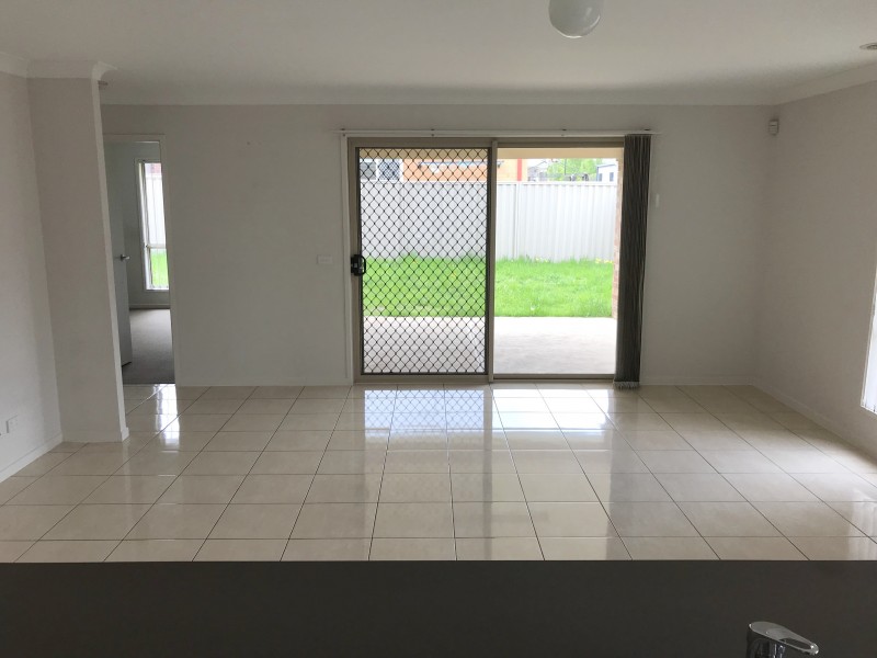 19 Keating Street, Pakenham VIC 3810