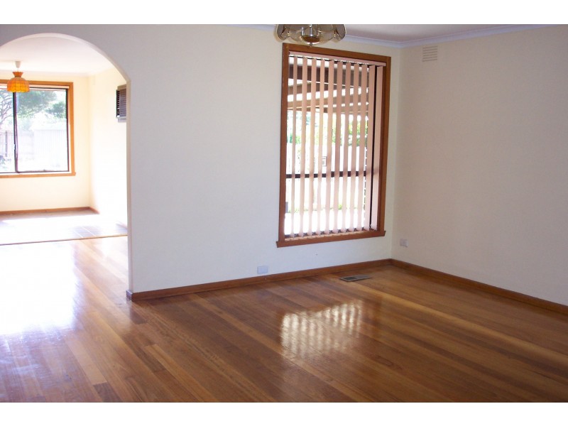 71 Freeman Crescent, Mill Park VIC 3082