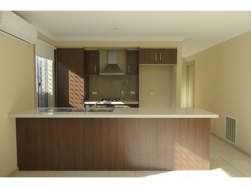 25 Heddle Parade, Mernda VIC 3754