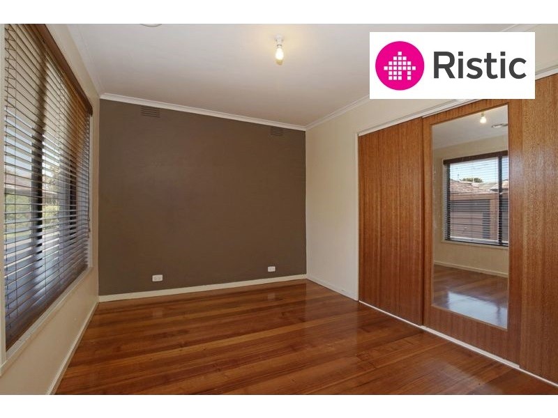 2/52 Barry Street, Reservoir VIC 3073