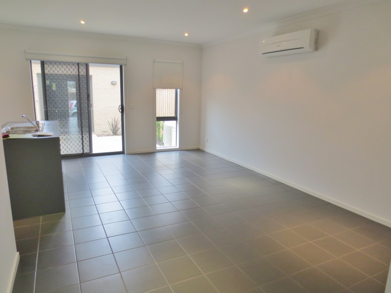 83 Lyndarum Drive, Epping VIC 3076