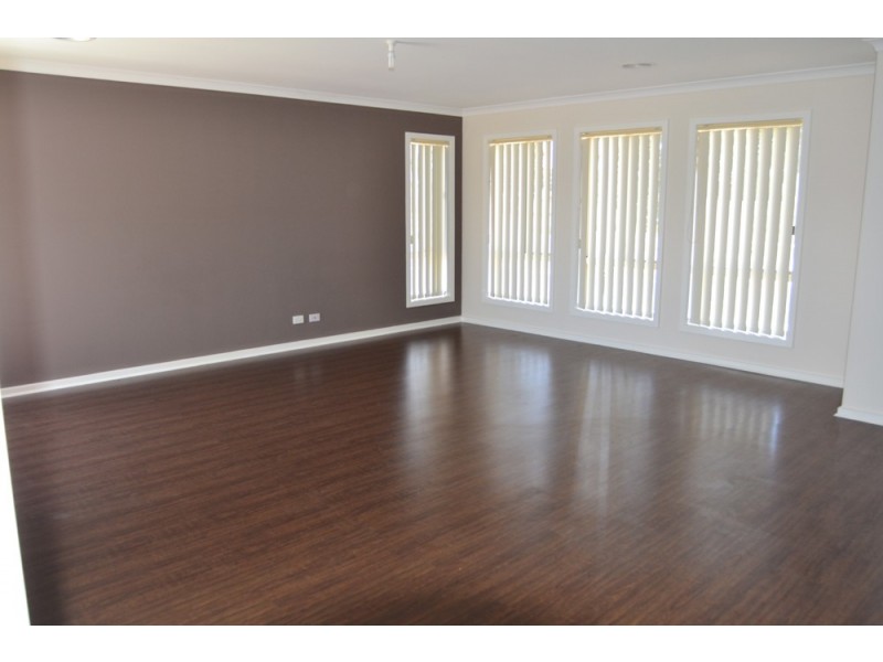 2 Treeview Drive, South Morang VIC 3752