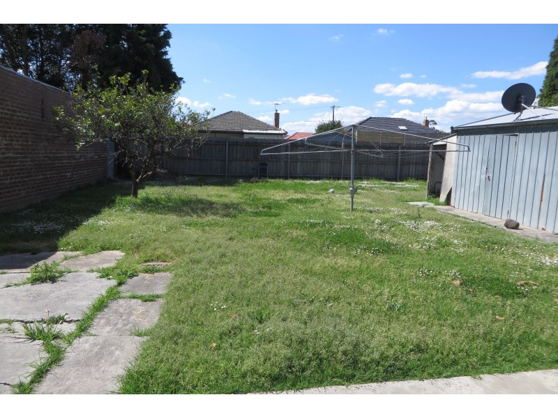 18 Howell Street, Lalor VIC 3075