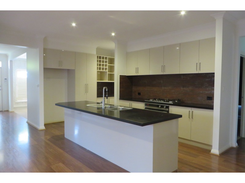 23 Torbreck Avenue, South Morang VIC 3752