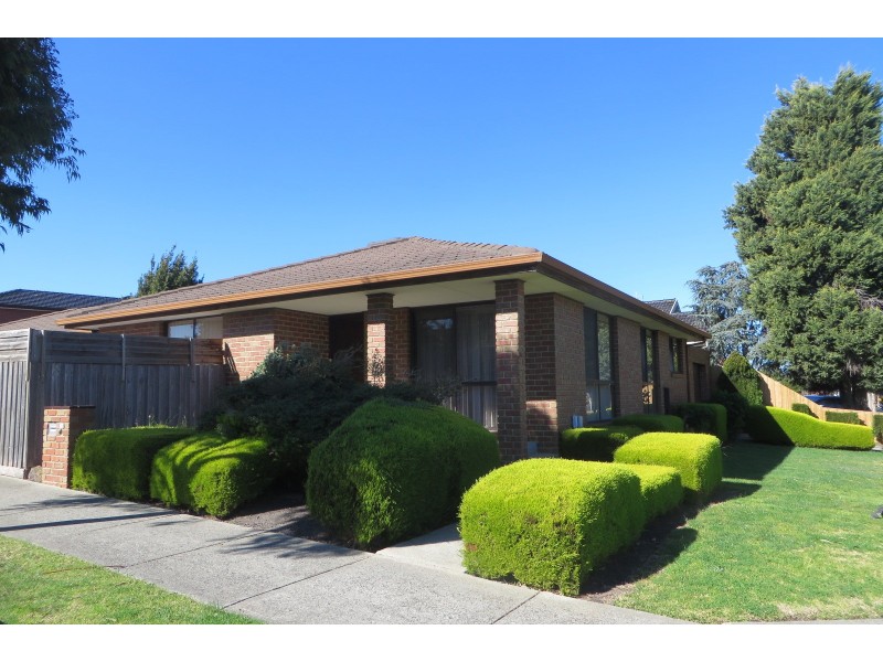38 Prince Of Wales Avenue, Mill Park VIC 3082
