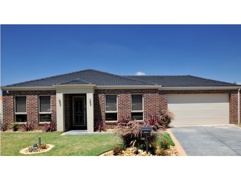 33 Belinda Court, South Morang VIC 3752