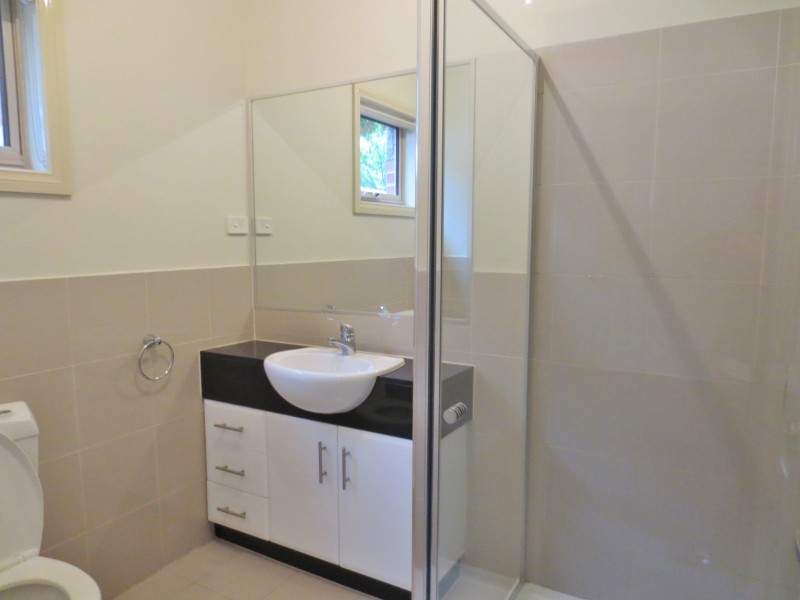2/116 Ford Street, Ivanhoe VIC 3079