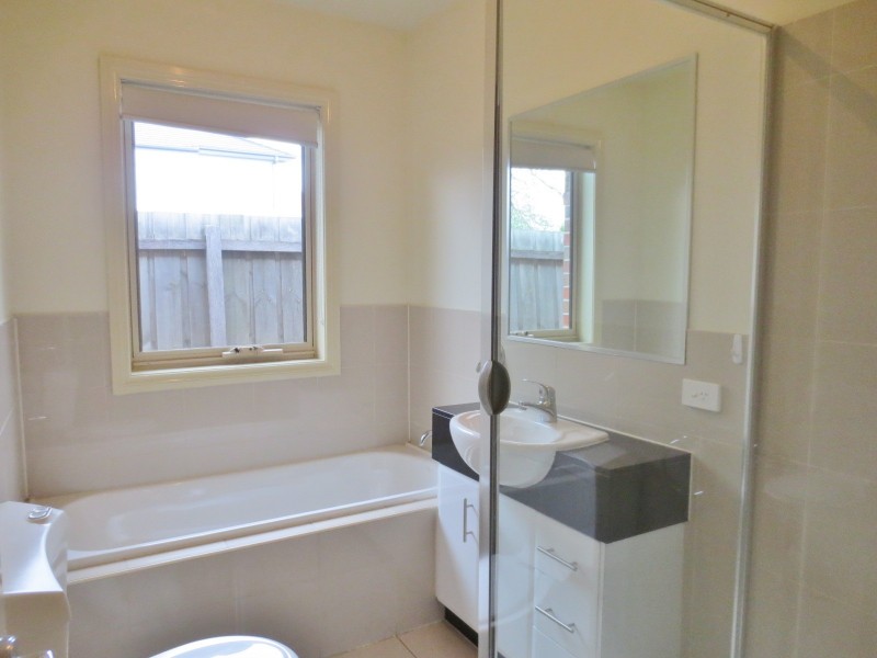 2/116 Ford Street, Ivanhoe VIC 3079