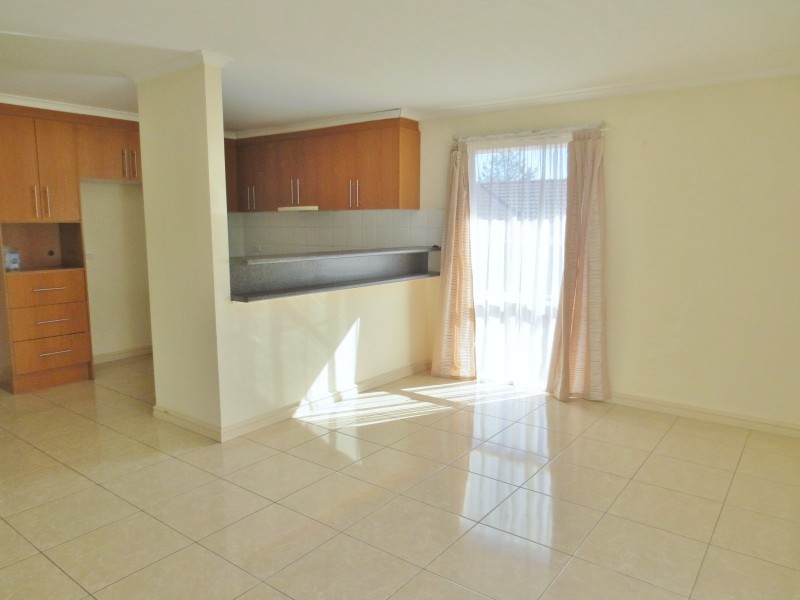 126 Redleap Avenue, Mill Park VIC 3082