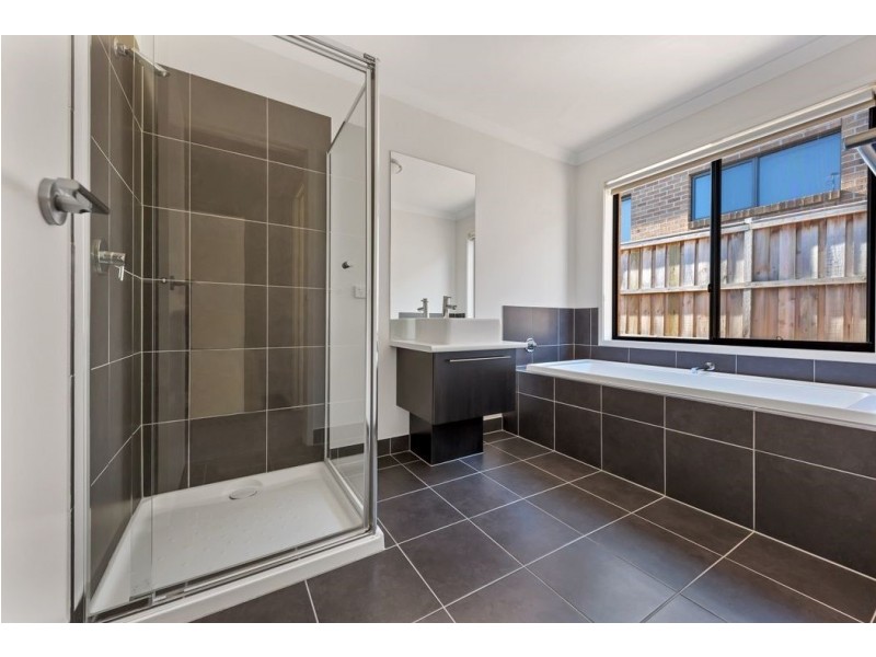 9 Kingview Place, Mernda VIC 3754