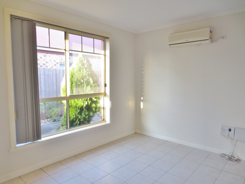 34 Nirvana Drive, South Morang VIC 3752