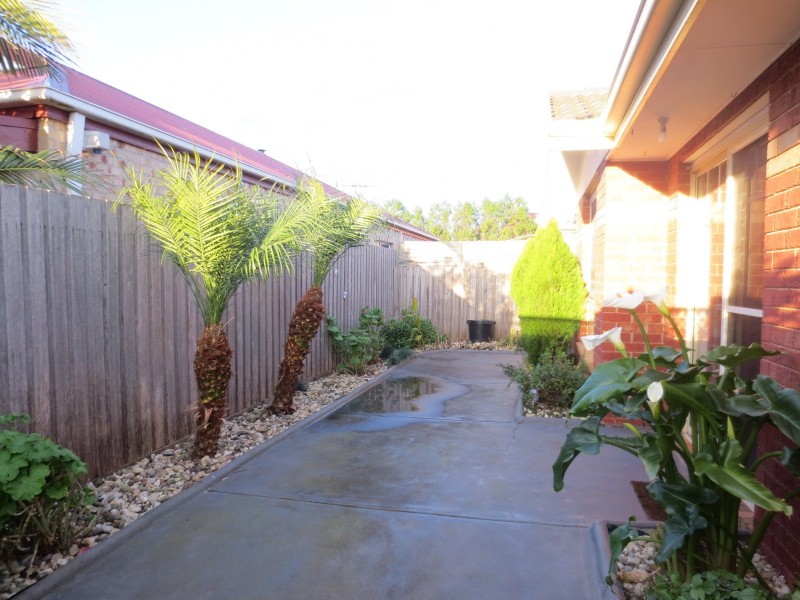34 Nirvana Drive, South Morang VIC 3752