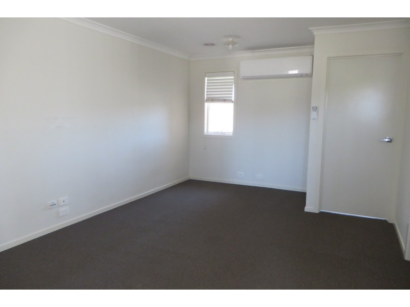 2 Hillgrove Way, Mernda VIC 3754