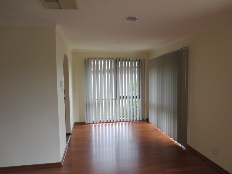 9 Irons Court, Epping VIC 3076