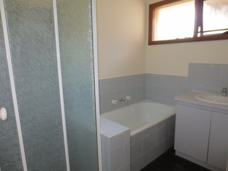 9 Irons Court, Epping VIC 3076