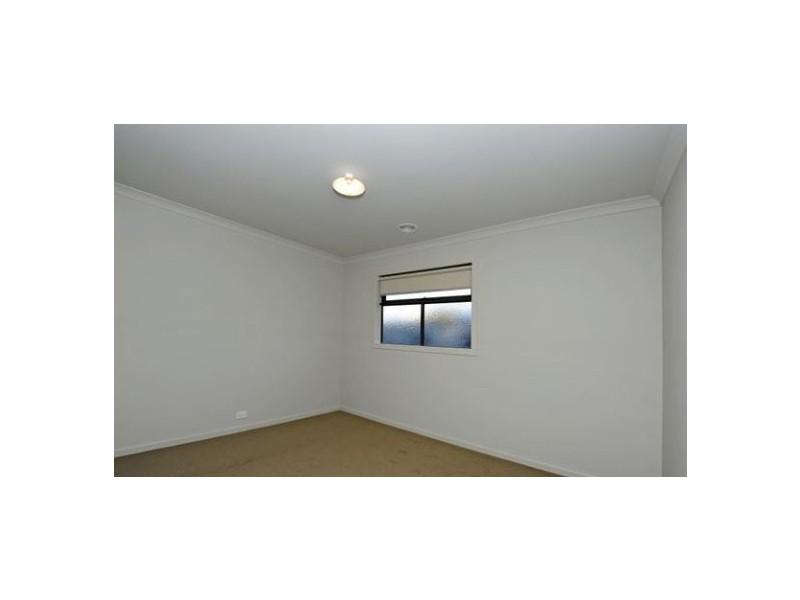 9 Pin Oak Mews, Epping VIC 3076