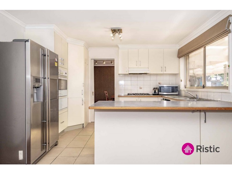 4 Tova Court, Epping VIC 3076