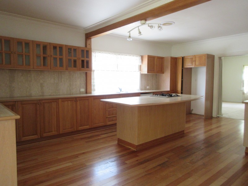 51 Scott Grove, Kingsbury VIC 3083