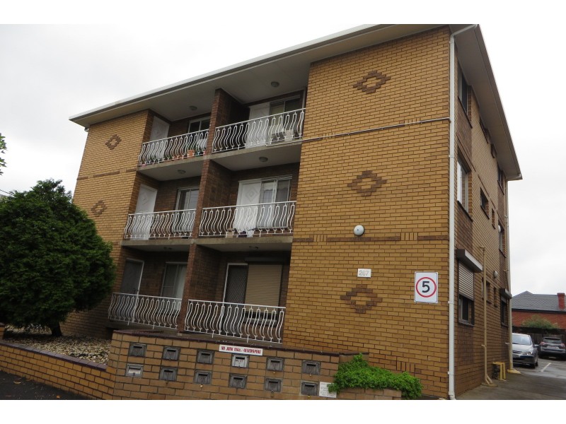 8/267 Ascot Vale Road, Moonee Ponds VIC 3039