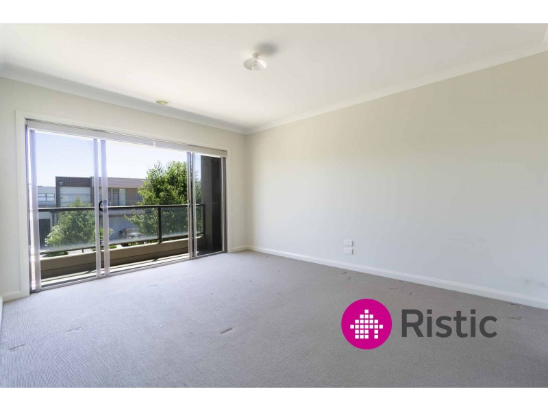 7 Cavell Drive, Craigieburn VIC 3064