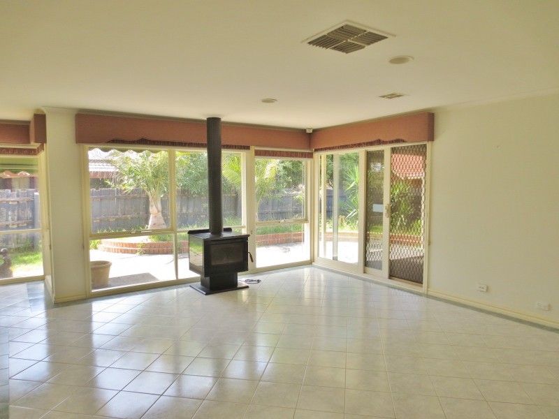 193 Childs Road, Mill Park VIC 3082