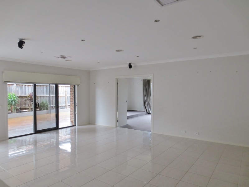 15 Breenview Place, Doreen VIC 3754