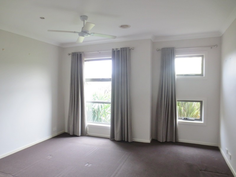 15 Breenview Place, Doreen VIC 3754