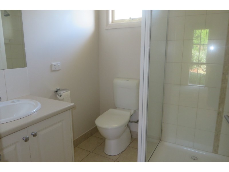 2/35 Coventry Street, Montmorency VIC 3094