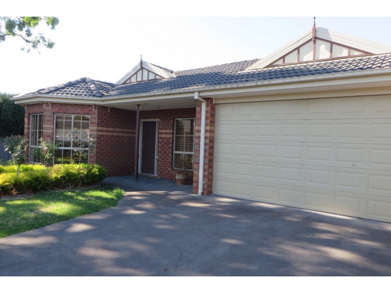 14 Kylemore Drive, South Morang VIC 3752