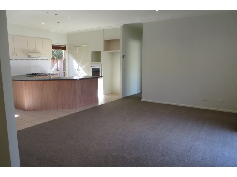 14 Kylemore Drive, South Morang VIC 3752