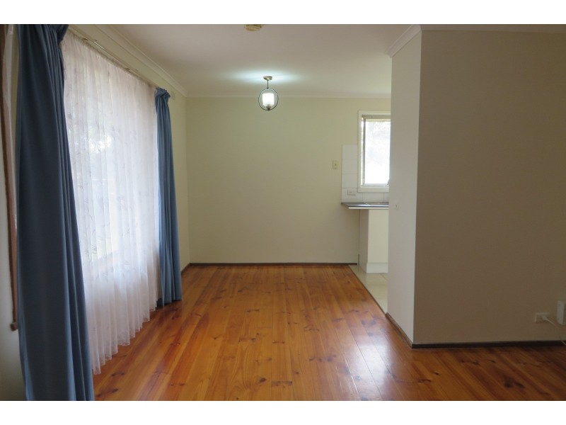 28 Buckmaster Drive, Mill Park VIC 3082