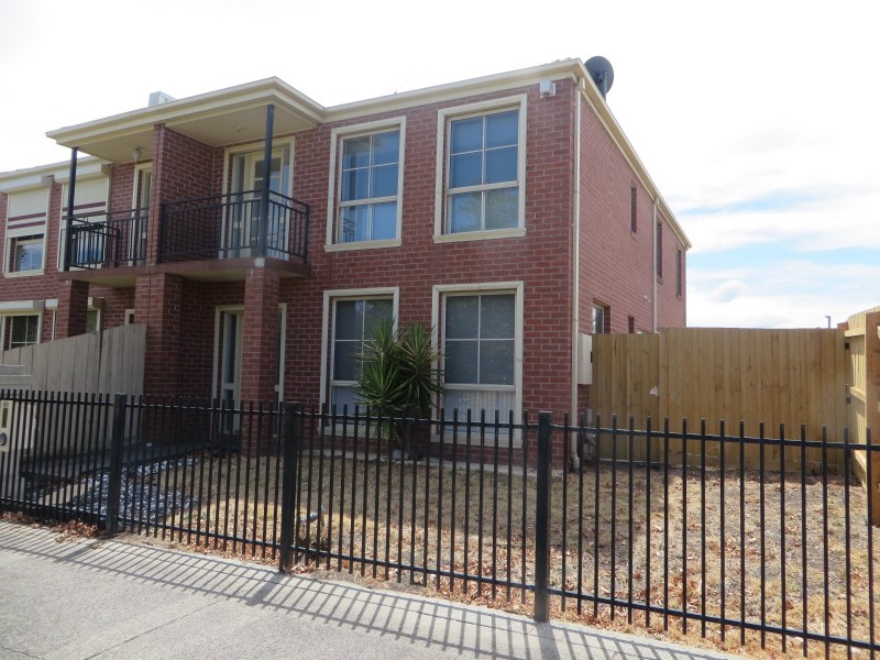 60 The Lakes Boulevard, South Morang VIC 3752