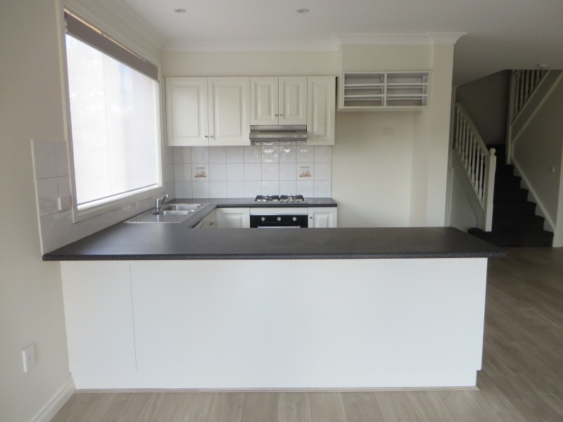 60 The Lakes Boulevard, South Morang VIC 3752