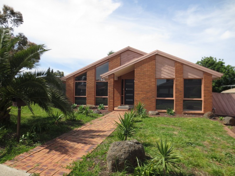 1 Mary Bryant Court, Mill Park VIC 3082