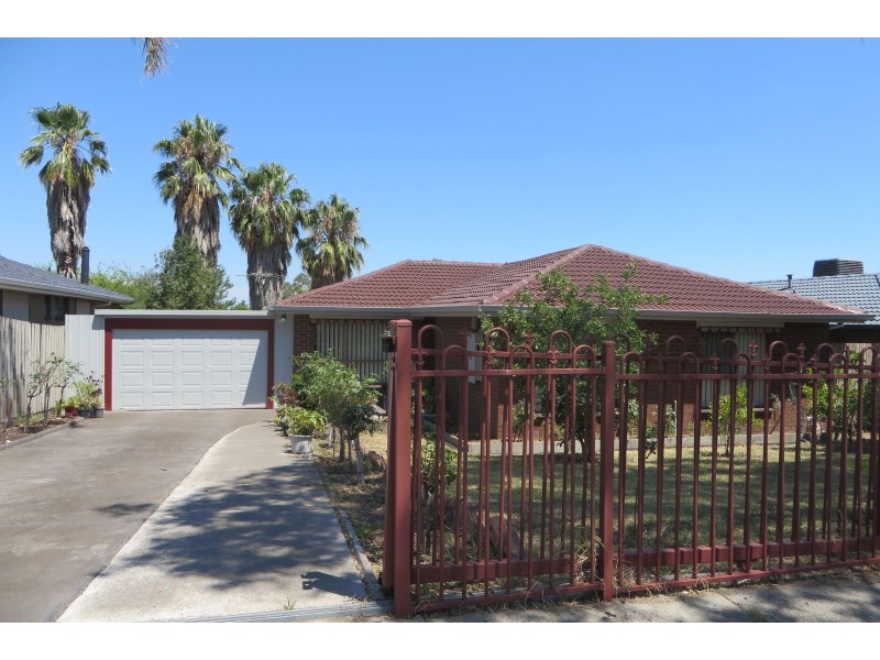 23 Boyle Crescent, Mill Park VIC 3082