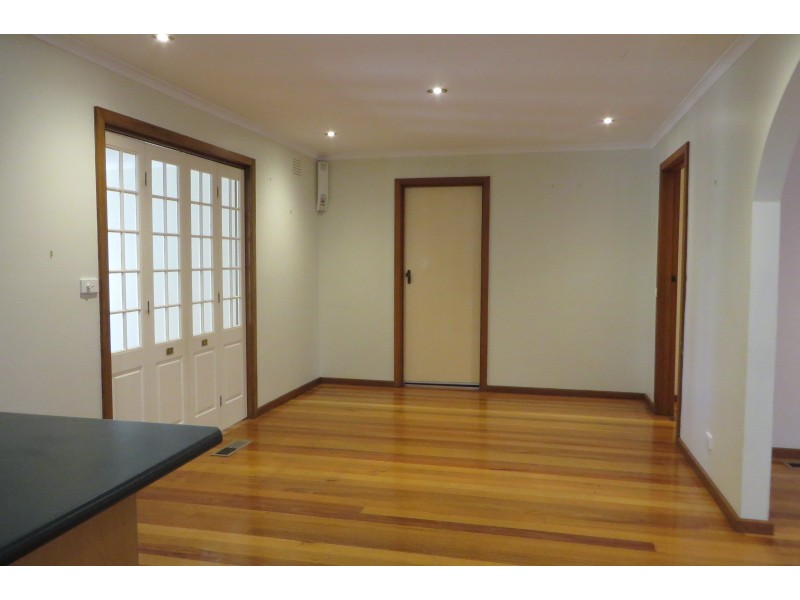 23 Boyle Crescent, Mill Park VIC 3082
