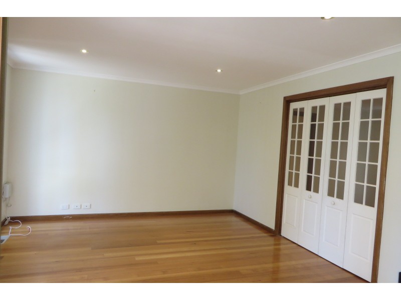 23 Boyle Crescent, Mill Park VIC 3082