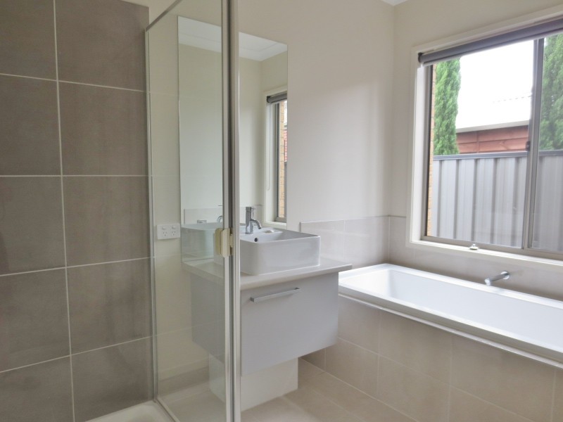 32 Pearson Road, Mernda VIC 3754